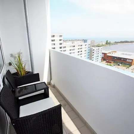 G12-001 Apartment *